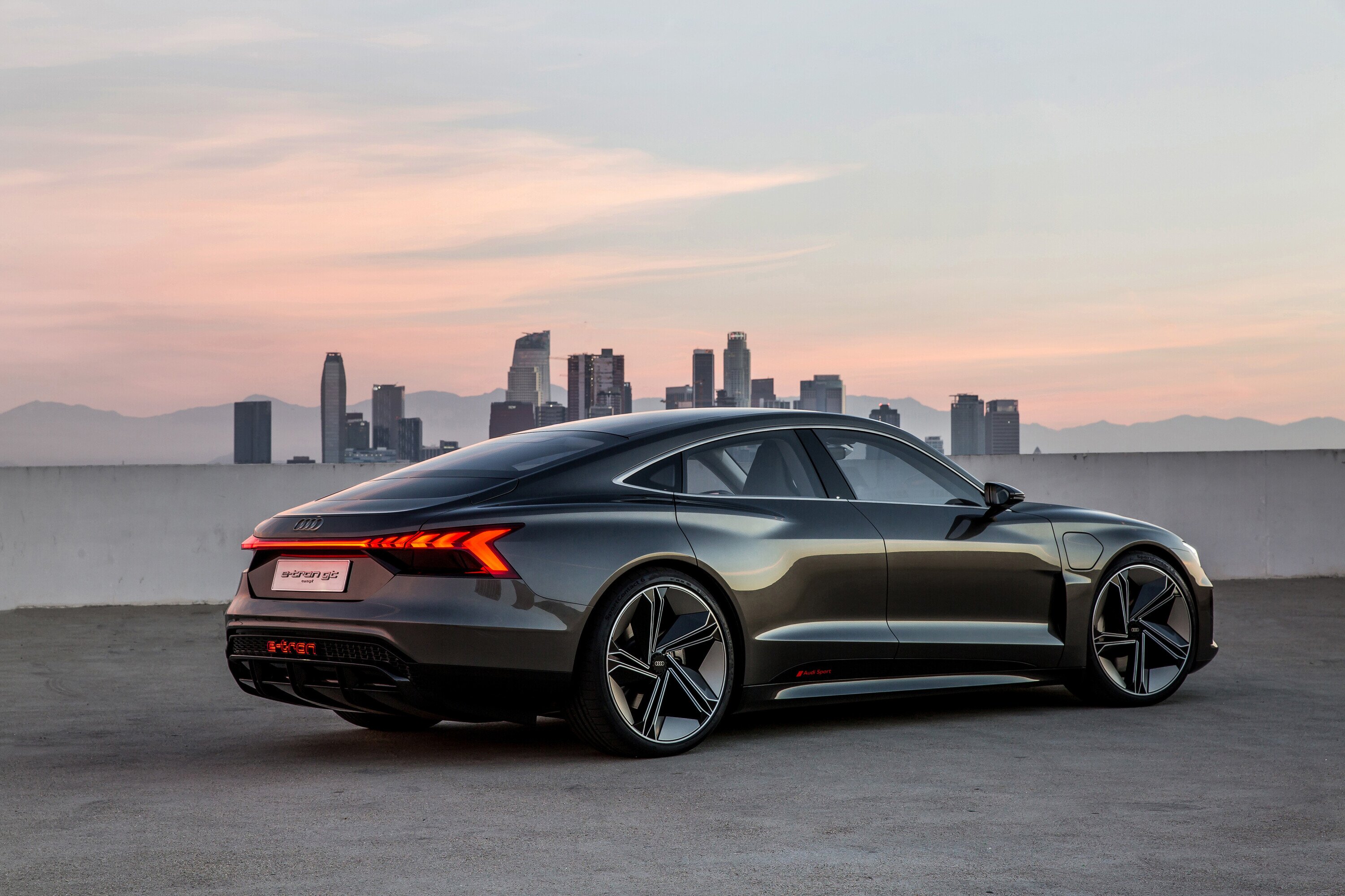 Den nye elektriske modellen baseres på e-tron GT concept fra 2018.
