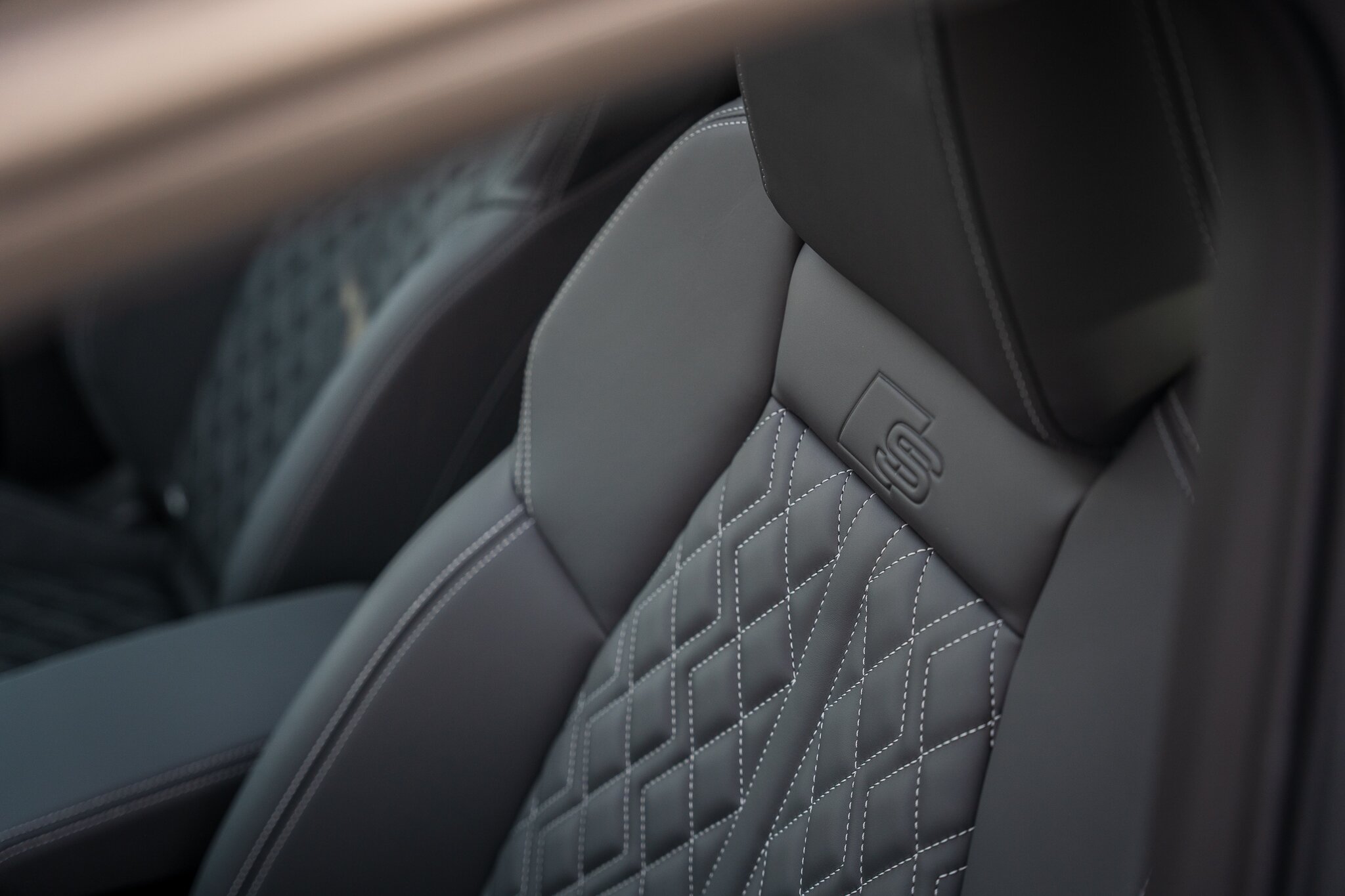 Audi Q4 e-tron interiør 1.jpg